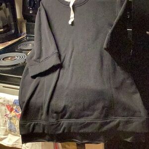 Black Long Sleeve Sweatshirt